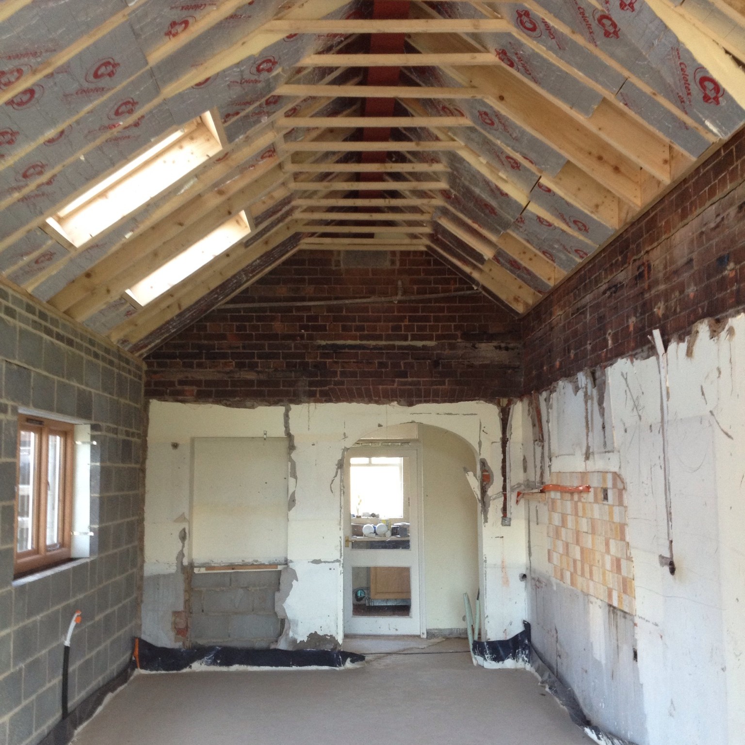 380F34B5-1387-470F-97C7-03C728BF2F2A