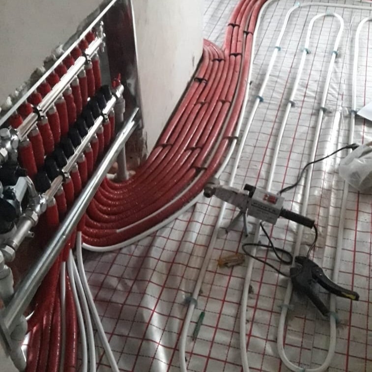 db9fba0f-3e6b-4b51-bdc4-d9887d51ba0c